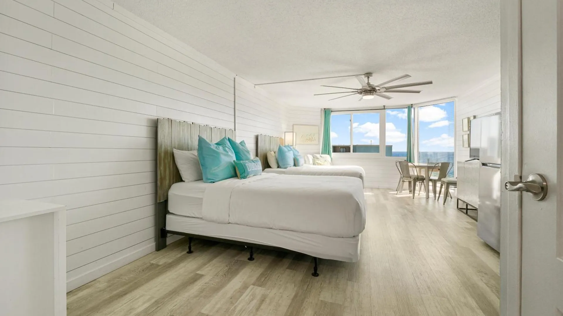 Sea The Gulf - Top Of The Gulf 809 - Beach Front Resort - Ocean View Free Beach Chair Service Panama City Beach