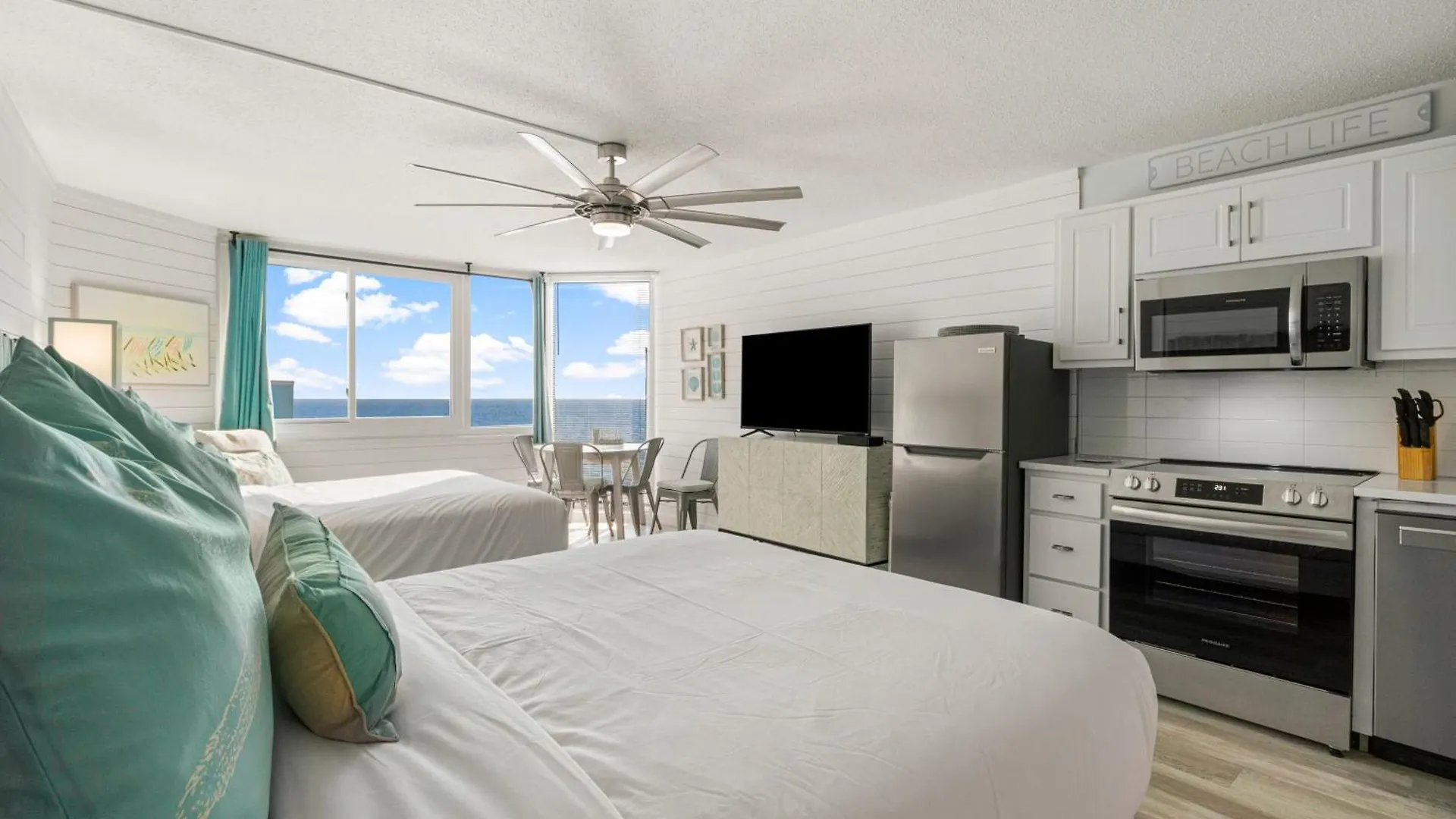 Sea The Gulf - Top Of The Gulf 809 - Beach Front Resort - Ocean View Free Beach Chair Service Panama City Beach